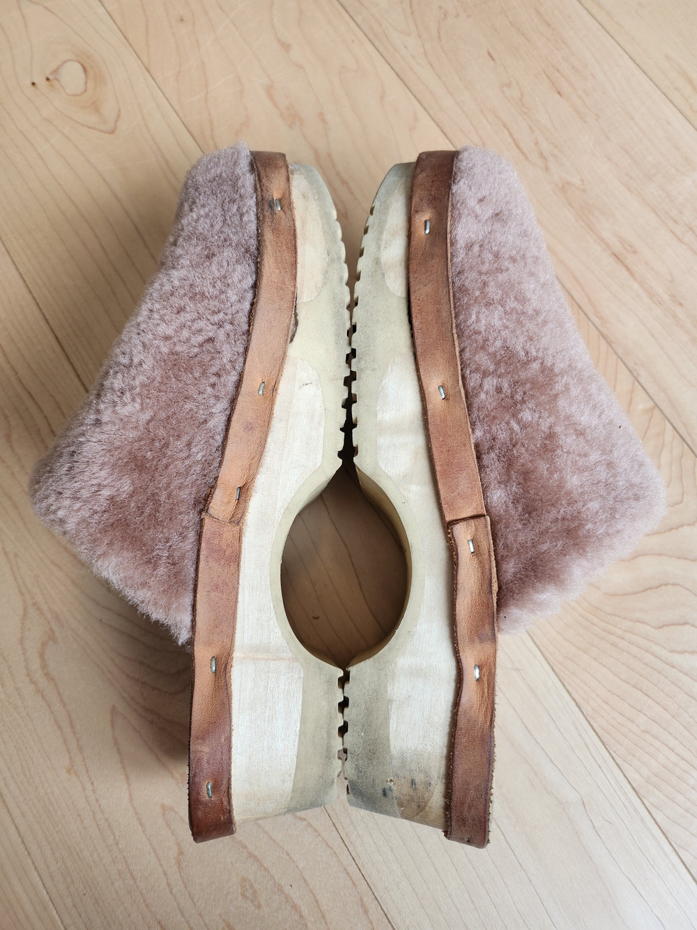 Rosa Mosa Shearling Clogs - Dusty Pink - Picture 2 of 4